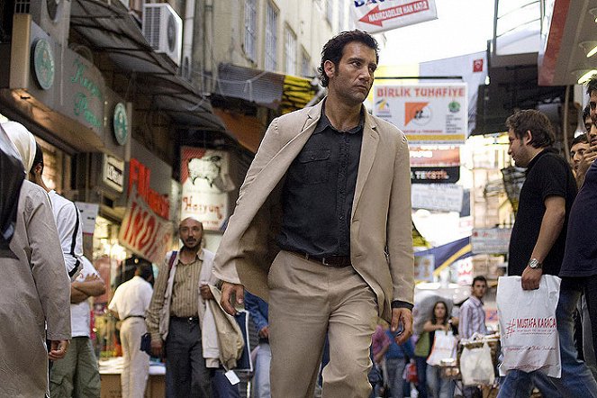 International - Z filmu - Clive Owen