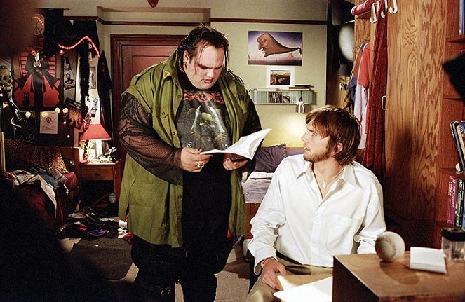 Osudový dotek - Z filmu - Ethan Suplee, Ashton Kutcher