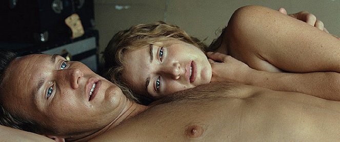Jako malé děti - Z filmu - Patrick Wilson, Kate Winslet