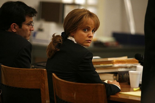 Sex a lži města hříchu: Skandál Teda Biniona - Z filmu - Mena Suvari