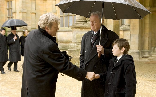 Rutger Hauer, Michael Caine, Gus Lewis