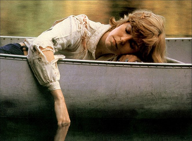 Pátek třináctého - Z filmu - Adrienne King