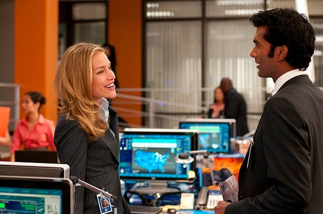 V utajení - Z filmu - Piper Perabo, Sendhil Ramamurthy