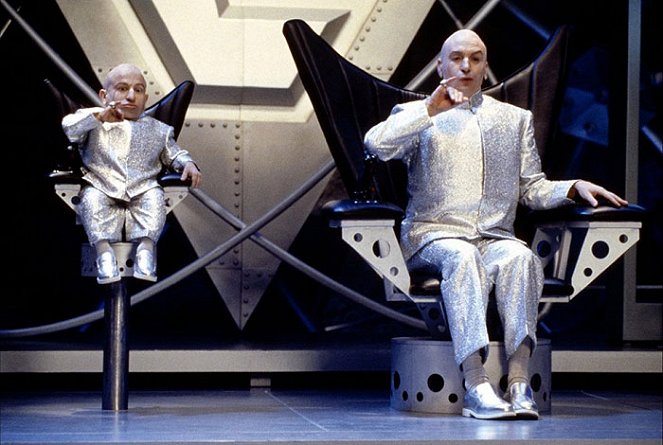 Verne Troyer, Mike Myers