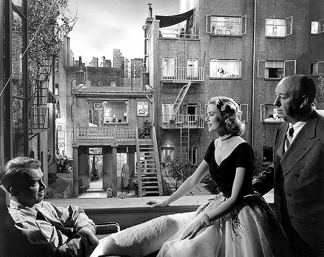 Okno do dvora - Z natáčení - James Stewart, Grace Kelly, Alfred Hitchcock