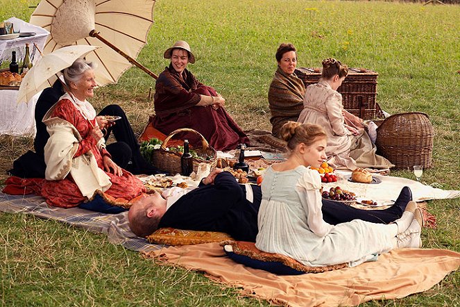 Smutky slečny Austenové - Z filmu - Olivia Williams, Greta Scacchi, Imogen Poots