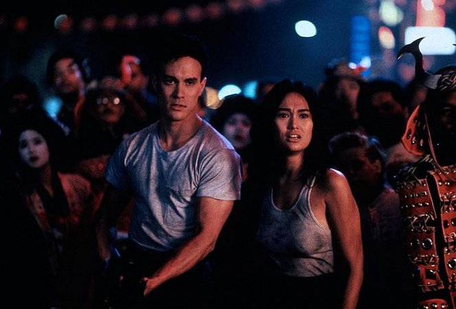 Zúčtování v Malém Tokiu - Z filmu - Brandon Lee, Tia Carrere