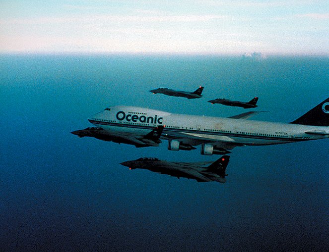 Boeing 747 v ohrožení - Z filmu