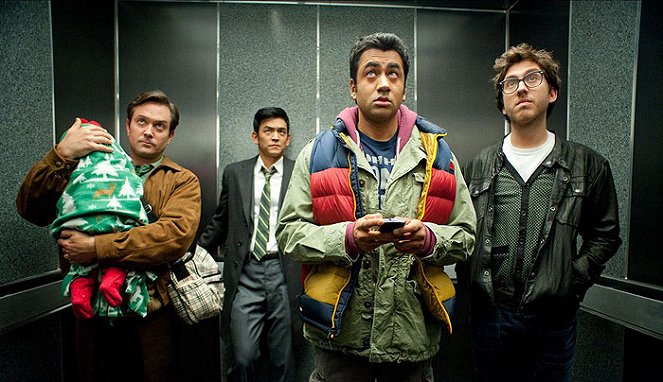 Zahulíme, uvidíme 3 - Z filmu - Thomas Lennon, John Cho, Kal Penn, Amir Blumenfeld