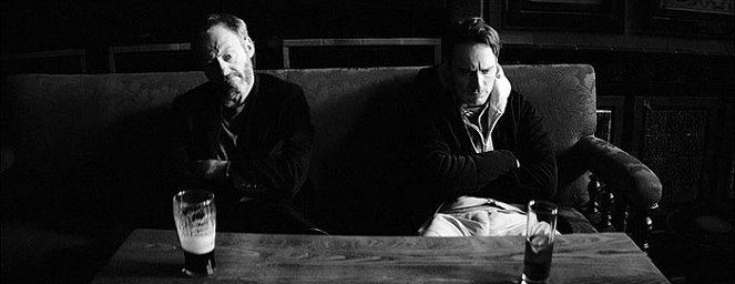 Loupež poslepu - Z filmu - Liam Cunningham, Michael Fassbender