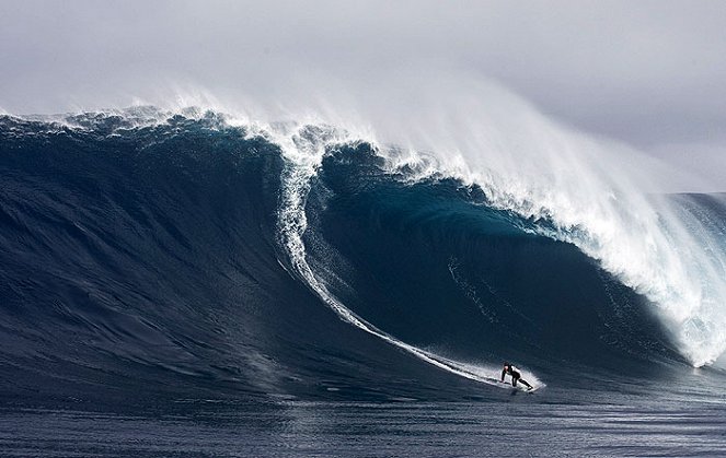 Surfaři rozbouřených vln 2 - Nový Zéland - Z filmu