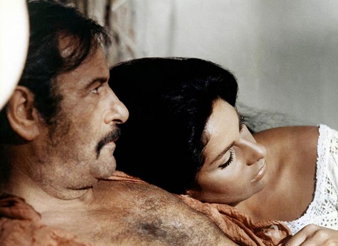 Zloděj koní - Z filmu - Eli Wallach, Lainie Kazan