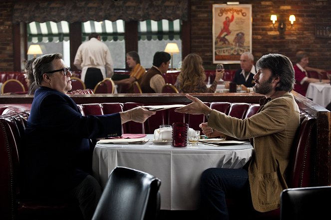 Argo - Z filmu - John Goodman, Ben Affleck