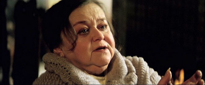 Angustia - Z filmu - Zelda Rubinstein