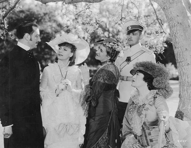 Anna Karenina - Z filmu - Basil Rathbone, Greta Garbo, Fredric March