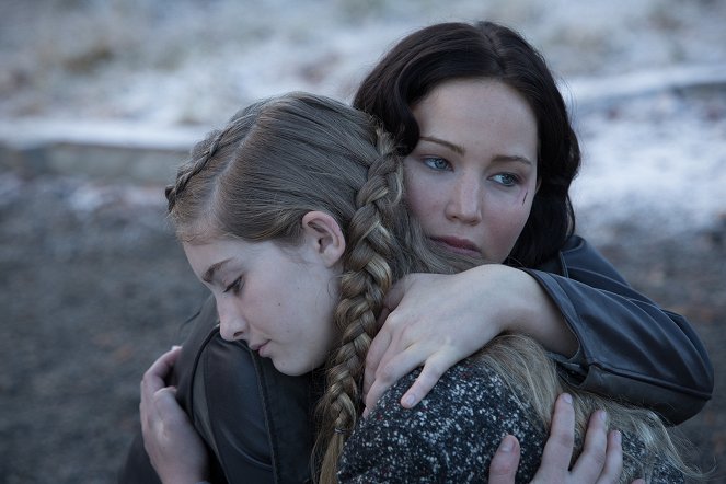 Hunger Games: Vražedná pomsta - Z filmu - Willow Shields, Jennifer Lawrence