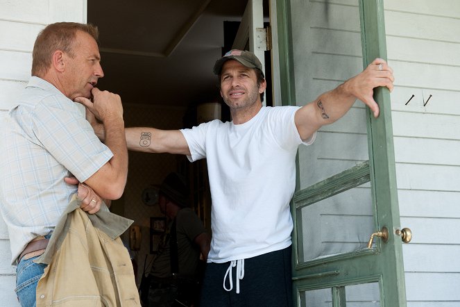 Kevin Costner, Zack Snyder
