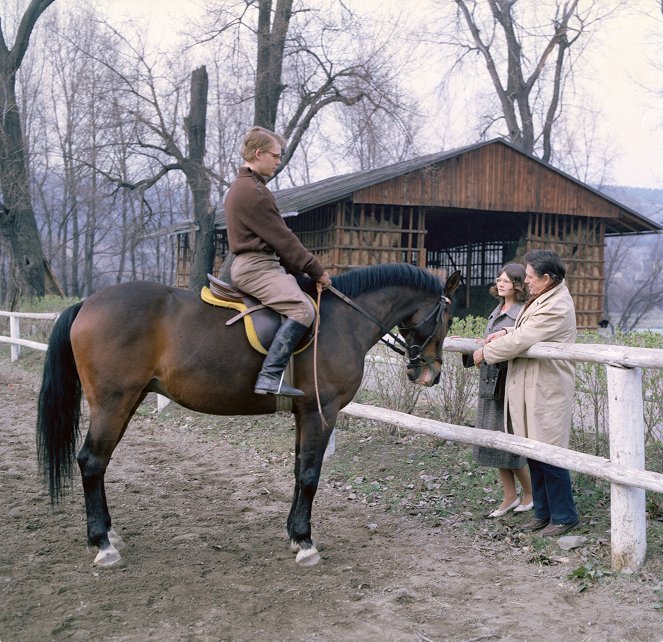 Sanitka - Epizoda 6 - Z filmu - Tomáš Juřička, Ivana Andrlová, Karel Hlušička