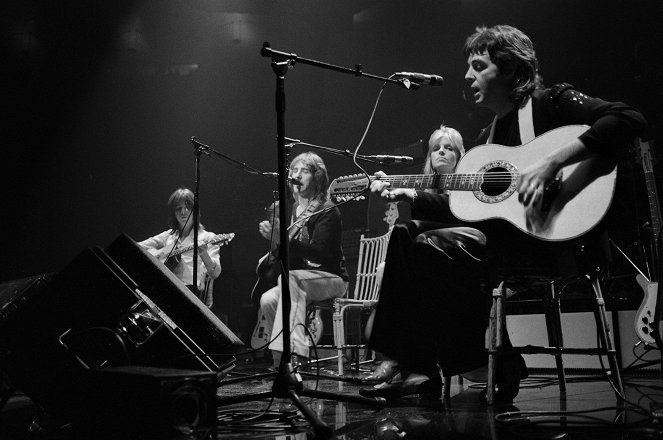 Denny Laine, Linda McCartney, Paul McCartney