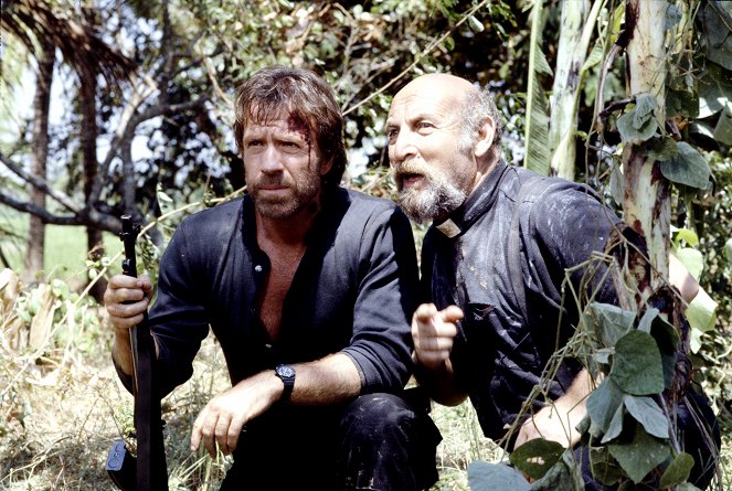 Braddock: Ztracen v boji - Z filmu - Chuck Norris, Yehuda Efroni