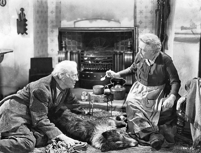 Lassie se vrací - Z filmu - Edmund Gwenn, Pal, Dame May Whitty