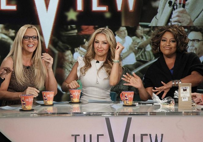 The View - Photos - Jenny McCarthy-Wahlberg, Thalía