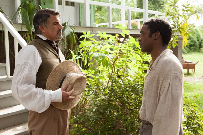 Bryan Batt, Chiwetel Ejiofor