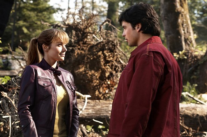 Smallville - Série 7 - Sestřenka Kara - Z filmu - Erica Durance, Tom Welling