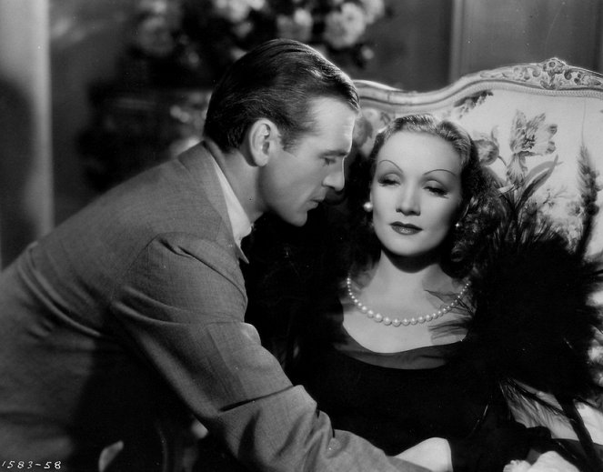Pokušení - Z filmu - Gary Cooper, Marlene Dietrich
