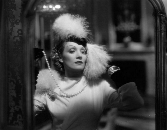 Pokušení - Z filmu - Marlene Dietrich