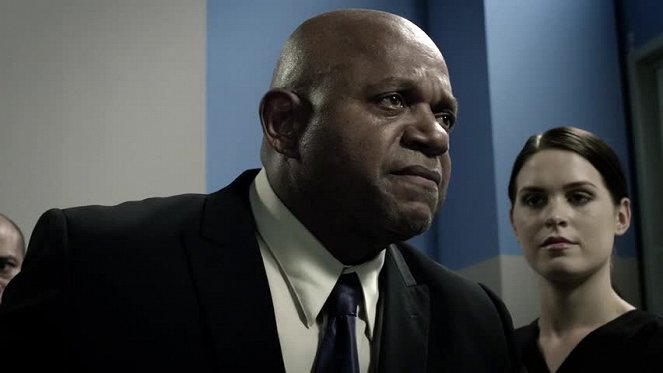 Android Cop - Z filmu - Charles S. Dutton