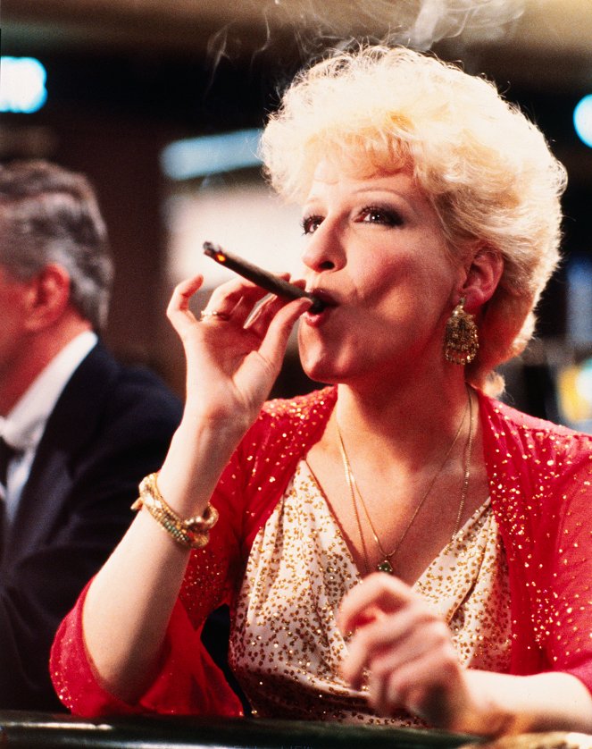 Ten, co nosí smůlu - Z filmu - Bette Midler