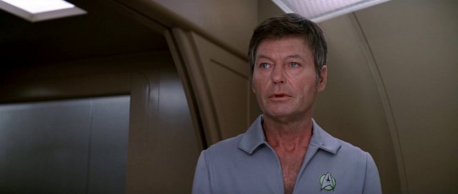 Star Trek: Film - Z filmu - DeForest Kelley