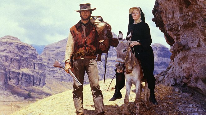 Dva mezci pro slečnu Sáru - Z filmu - Clint Eastwood, Shirley MacLaine