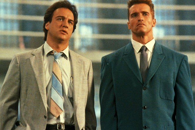 Rudé horko - Z filmu - Jim Belushi, Arnold Schwarzenegger