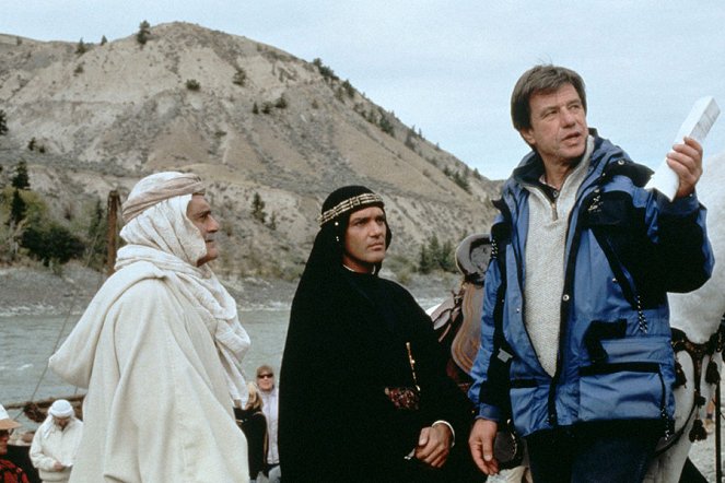 Vikingové - Z natáčení - Omar Sharif, Antonio Banderas, John McTiernan