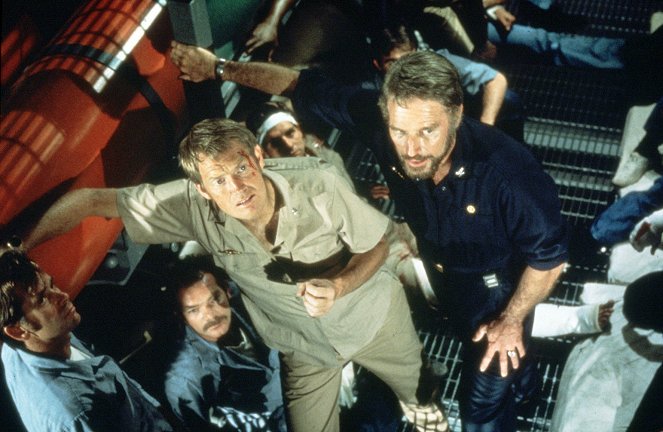 Ponorka na dně - Z filmu - Ronny Cox, Charlton Heston