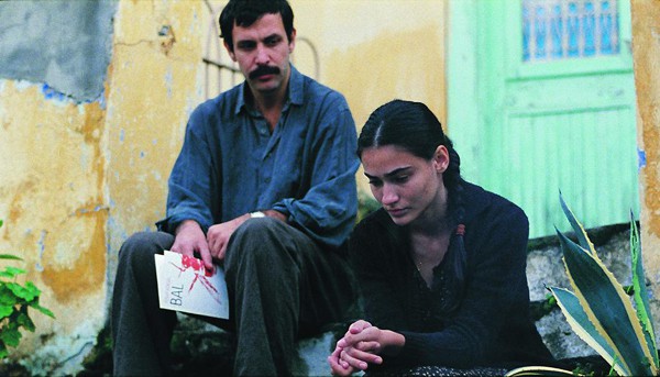 Vejce - Z filmu - Nejat Isler, Saadet Aksoy