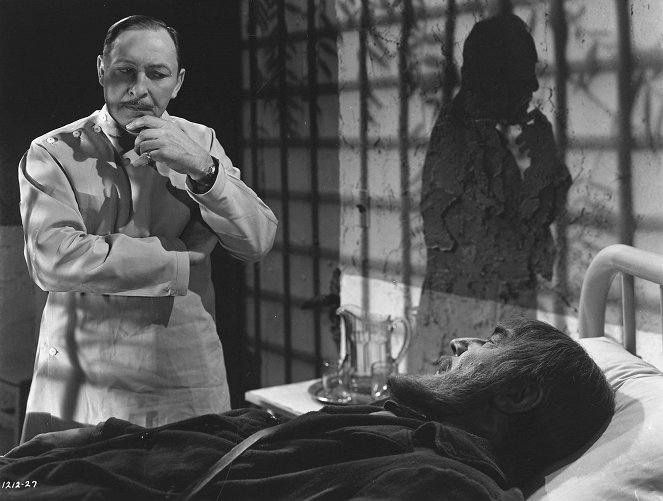 Frankensteinův duch - Z filmu - Lionel Atwill, Bela Lugosi