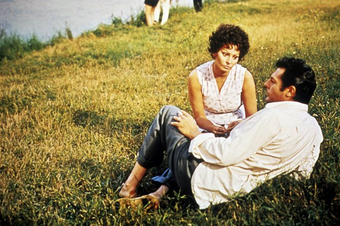 Slunečnice - Z filmu - Sophia Loren, Marcello Mastroianni