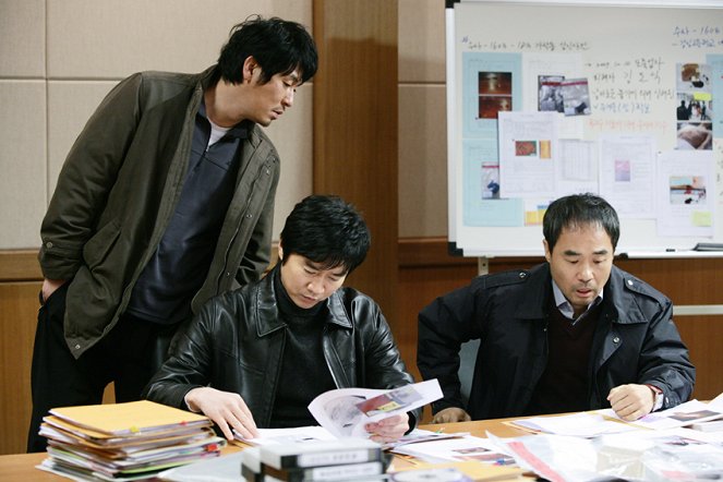 Kang cheoljoong : gonggongeui jeok 1-1 - Z filmu - Kjong-gu Sol, Jeong-hak Kim, Shin-il Kang