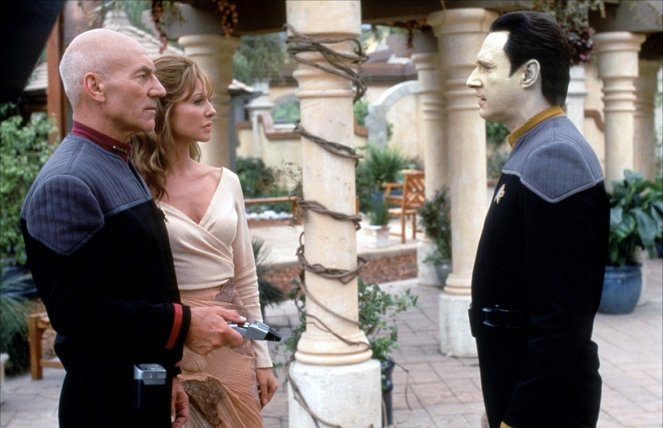 Star Trek IX: Vzpoura - Z filmu - Patrick Stewart, Donna Murphy, Brent Spiner