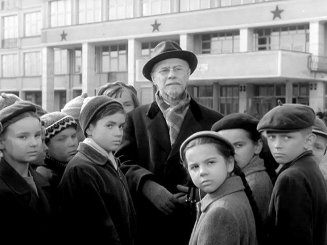 Škola otců - Z filmu - Ladislav Pešek