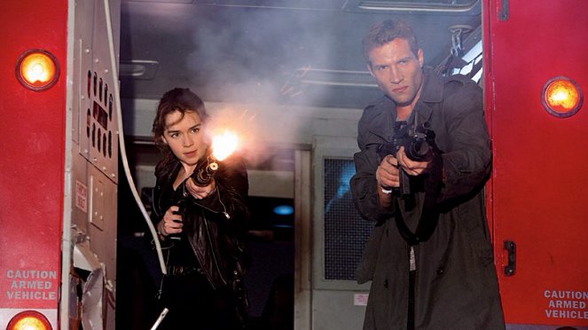 Terminator Genisys - Z filmu - Emilia Clarke, Jai Courtney