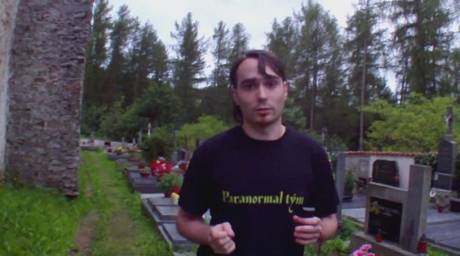 Paranormální tým - Duchové velhartického hřbitova, 1. část - Z filmu