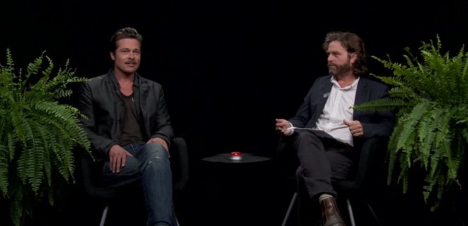 Mezi dvěma kapradinami - Z filmu - Brad Pitt, Zach Galifianakis