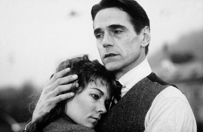 Theresa Russell, Jeremy Irons