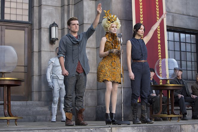 Hunger Games: Vražedná pomsta - Z filmu - Josh Hutcherson, Elizabeth Banks, Jennifer Lawrence