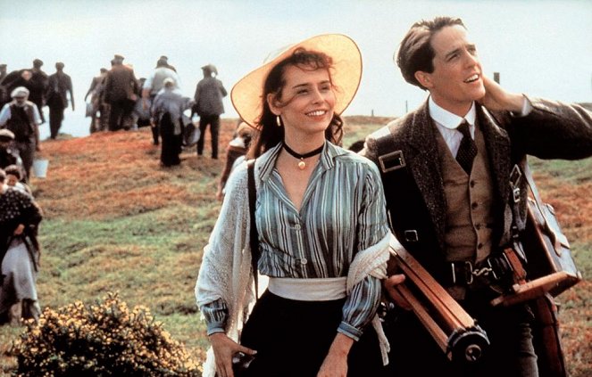 Angličan, který vylezl na kopec (a slezl z hory) - Z filmu - Tara Fitzgerald, Hugh Grant