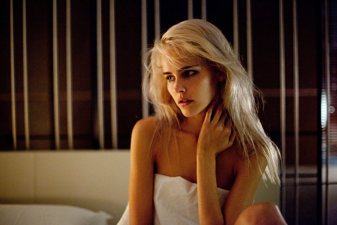 Isabel Lucas